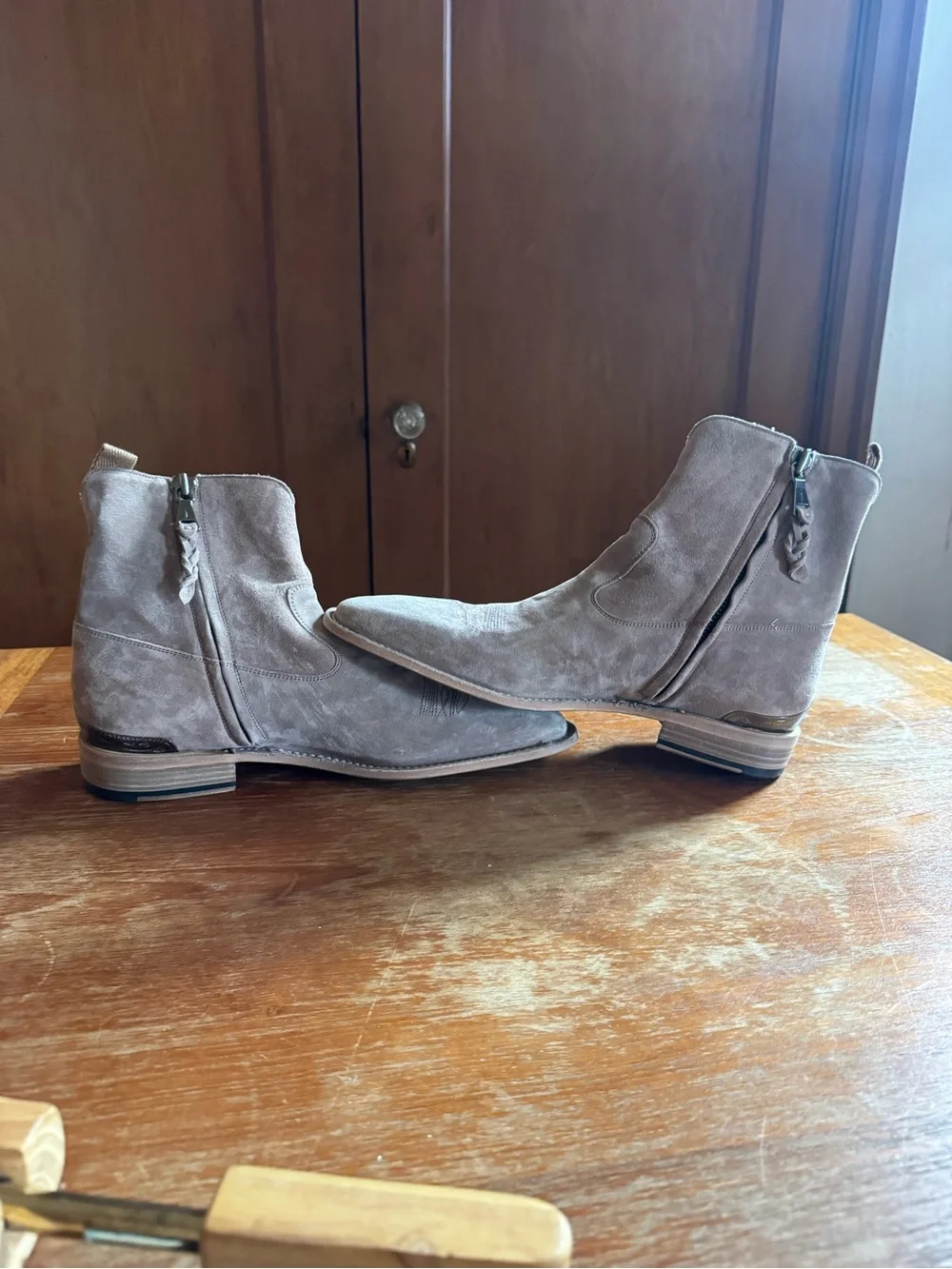 John Varvatos Walker Rancher Boots Men’s 11.5 Taupe Gray Suede Side Zip Italy